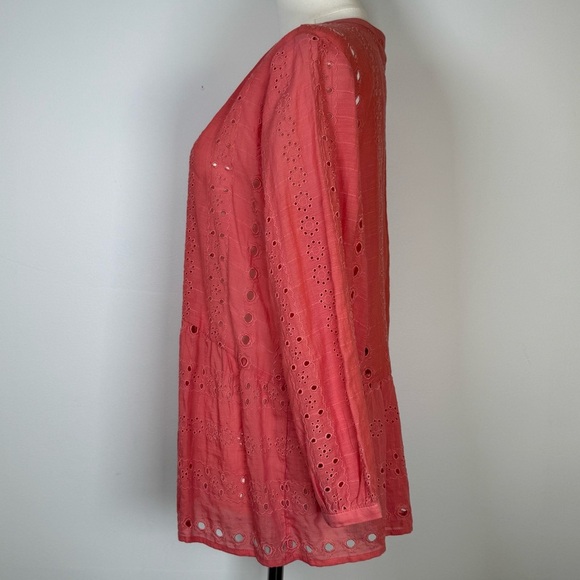 Ann Taylor LOFT Coral Pink Eyelet Peplum Blouse Cotton Blend Womens Size Medium - Picture 5 of 10